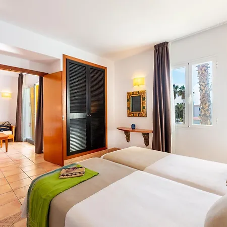 Aparthotel Vibra Blanc Palace 4*