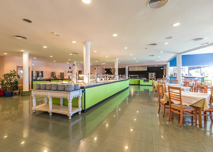 Apartmanhotel Vibra Blanc Palace 4*