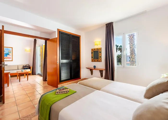 Apartmanhotel Vibra Blanc Palace 4*