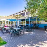 Vibra Blanc Palace ثيوداديلا