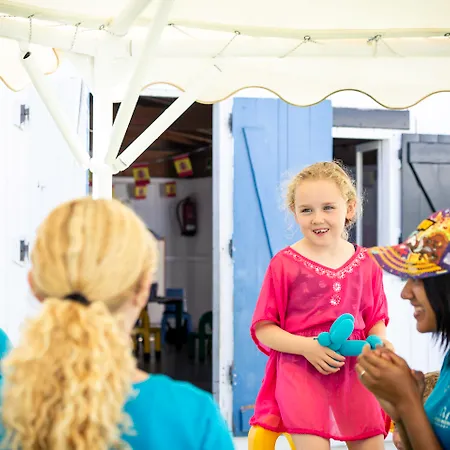 Aparthotel Vibra Blanc Palace 4*